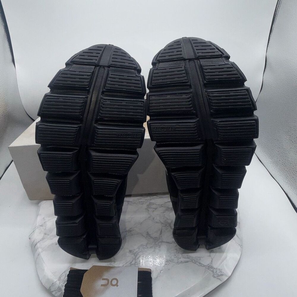 ON CLOUD Cloud 5 Waterproof All Black Sneakers-8.5 NEW! - Picture 7 of 10